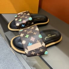 Louis Vuitton Slippers